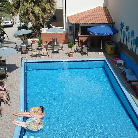 Akatos Hotel Agia Marina  Ngoại thất bức ảnh