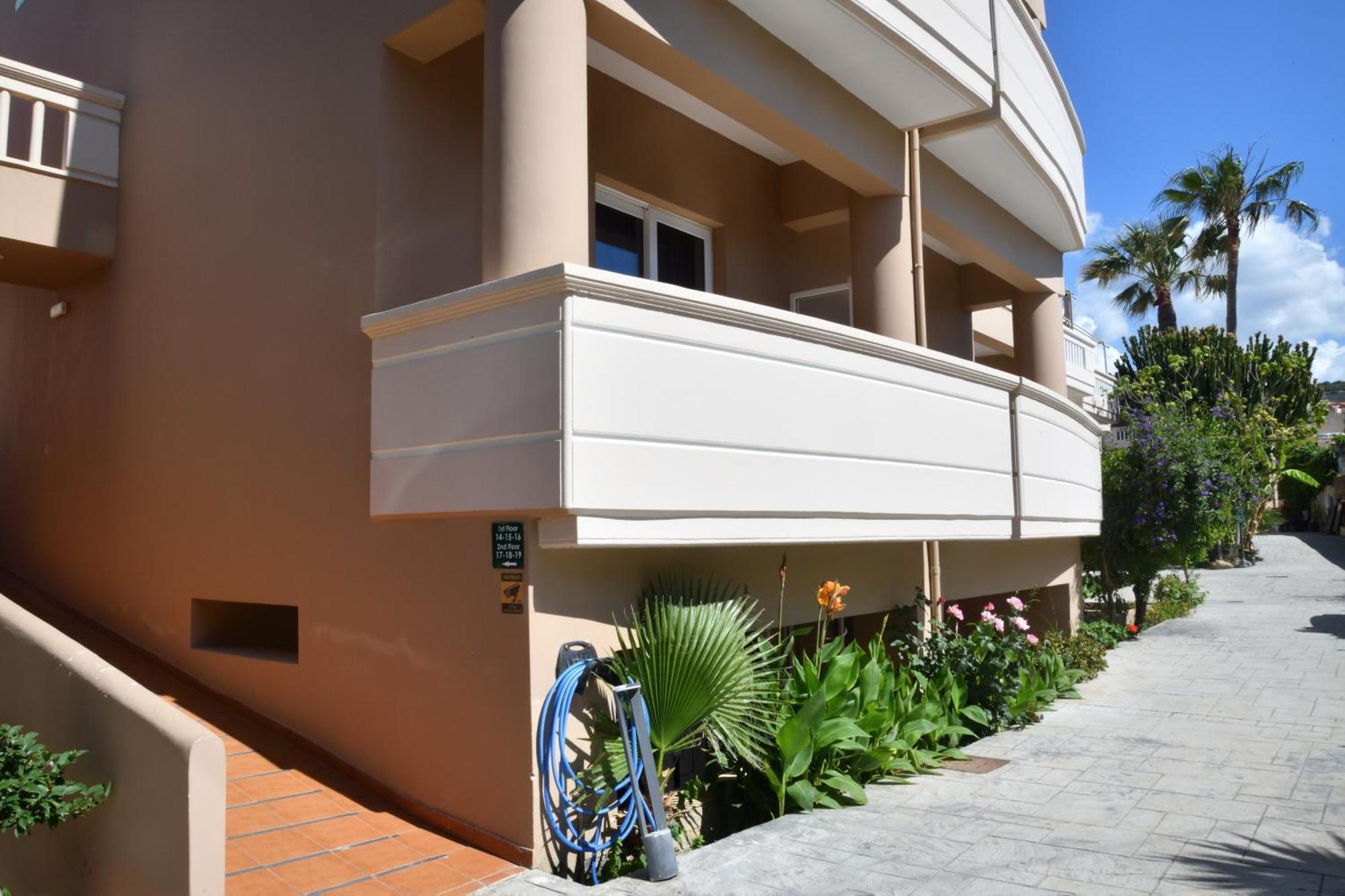 Akatos Hotel Agia Marina  Ngoại thất bức ảnh