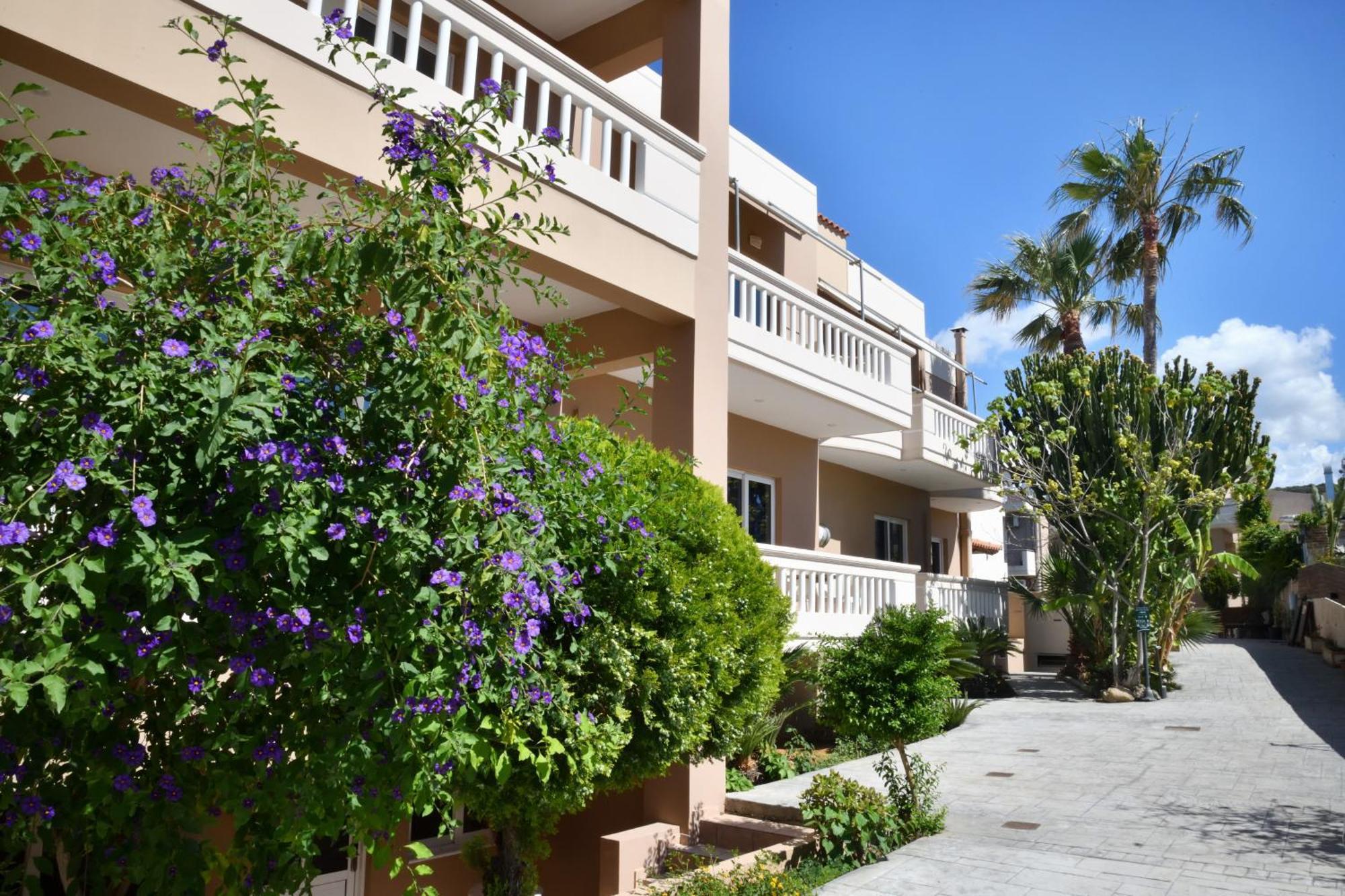 Akatos Hotel Agia Marina  Ngoại thất bức ảnh