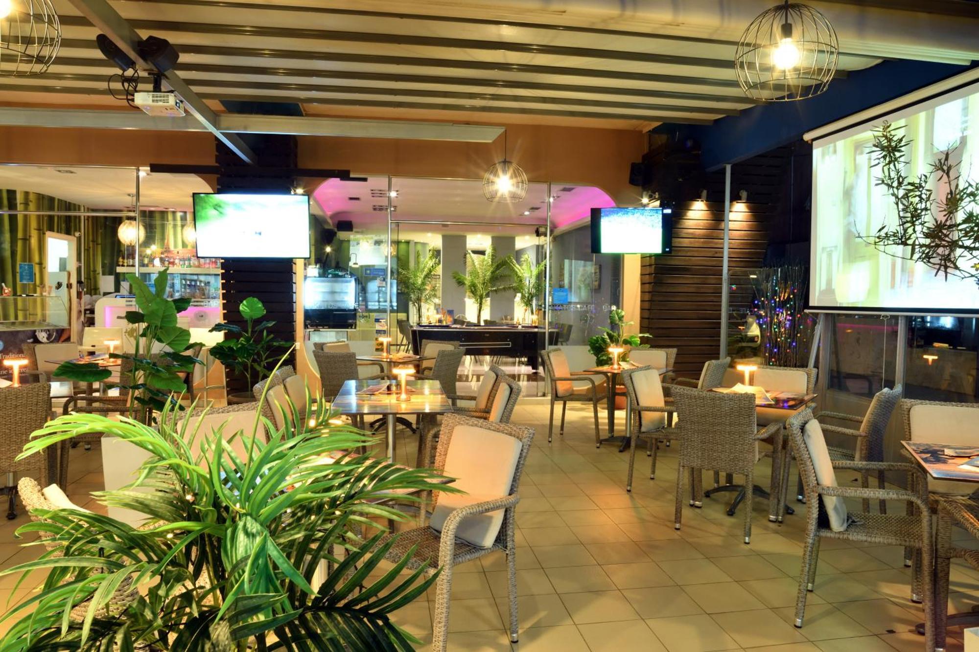 Akatos Hotel Agia Marina  Ngoại thất bức ảnh