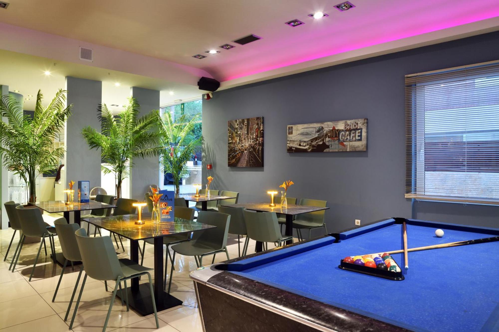 Akatos Hotel Agia Marina  Ngoại thất bức ảnh