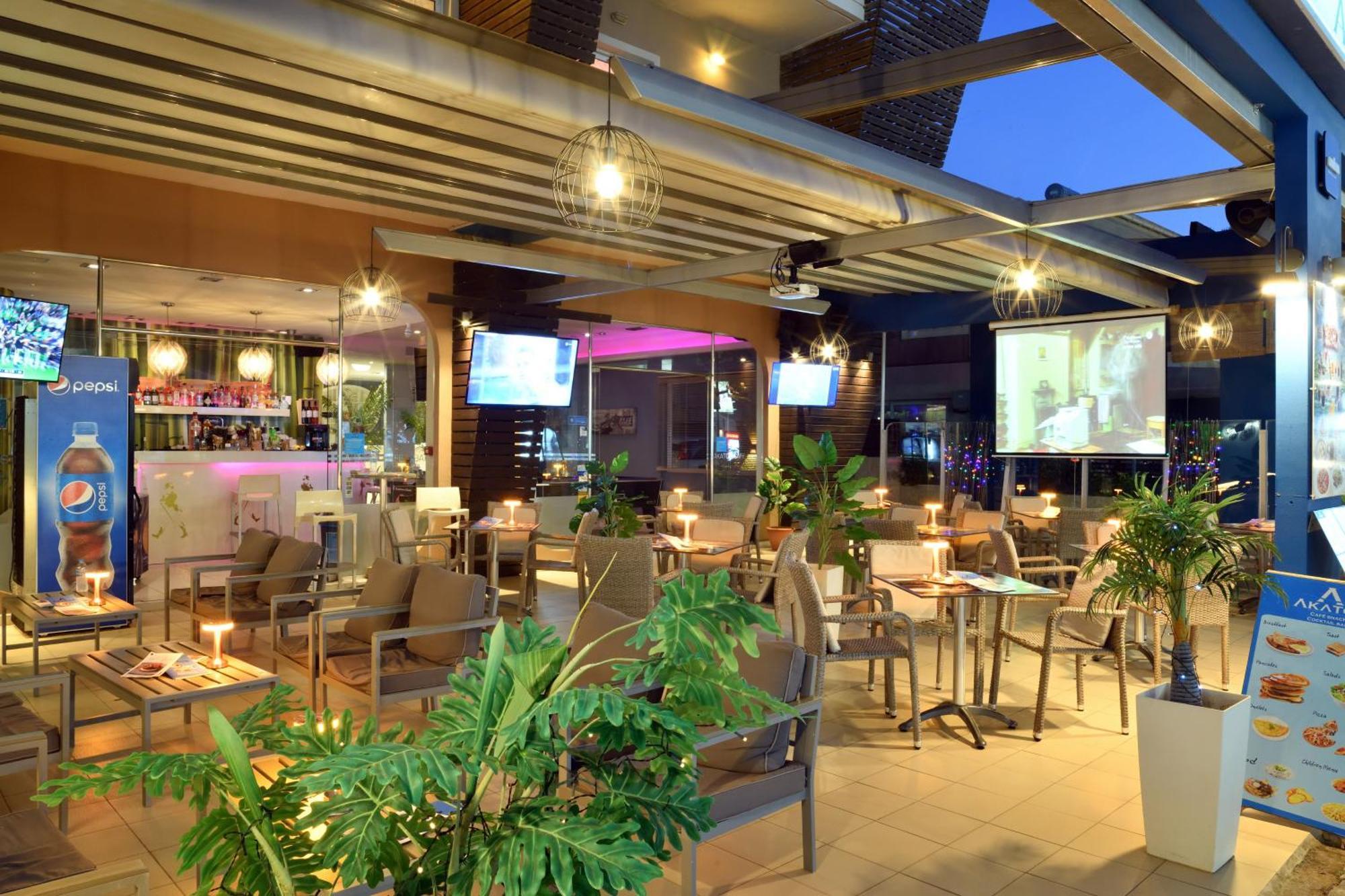 Akatos Hotel Agia Marina  Ngoại thất bức ảnh