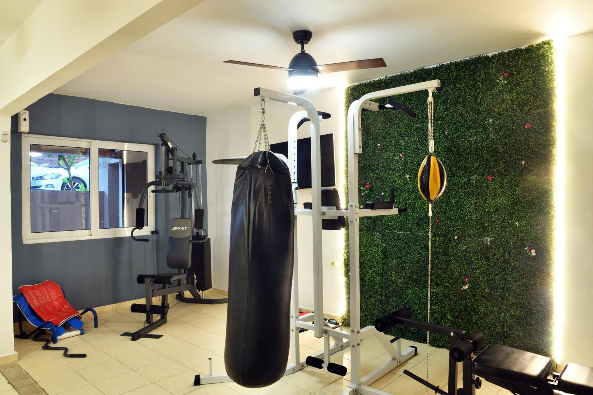 Akatos Hotel Agia Marina  Ngoại thất bức ảnh