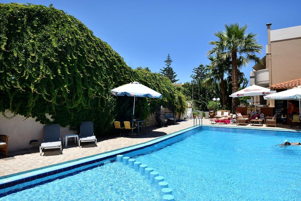 Akatos Hotel Agia Marina  Ngoại thất bức ảnh